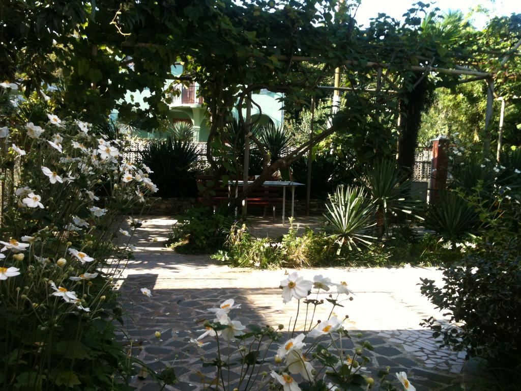 White Guest House Batum Dış mekan fotoğraf